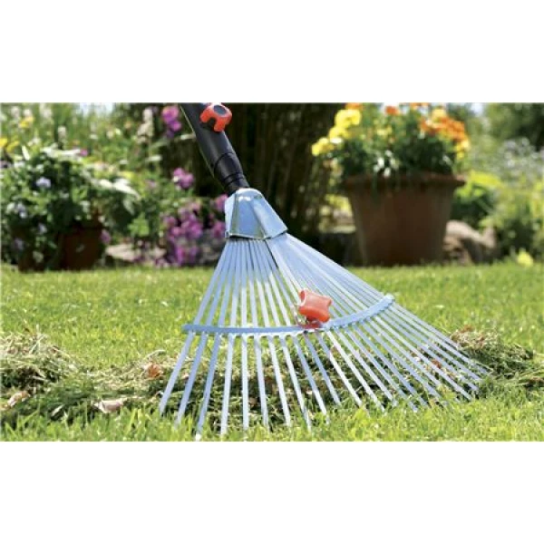 Τσουγκρανόσκουπα Gardena Combi μεταλλική ρυθμιζόμενη (πλάτος 30 έως 50cm) 3103